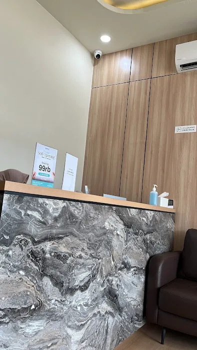 OMNI Lite Dental Clinic Celentang Picture 5
