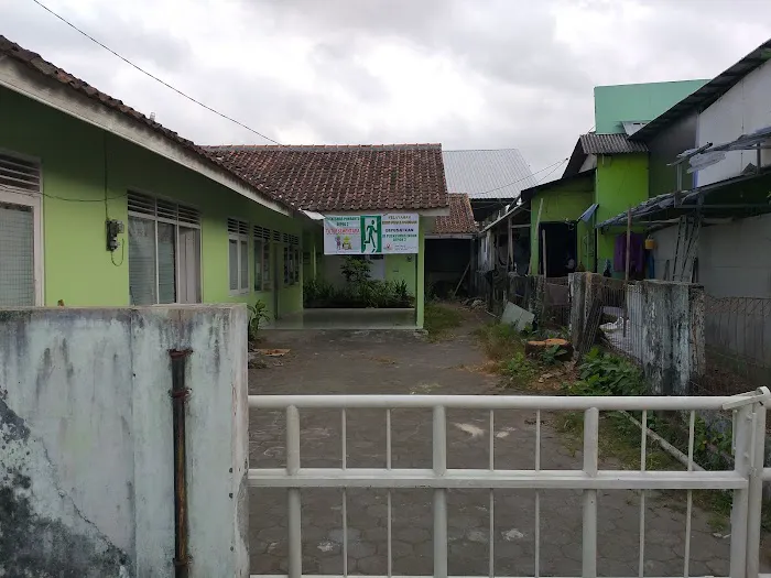Puskesmas Pembantu Depok II Picture 3