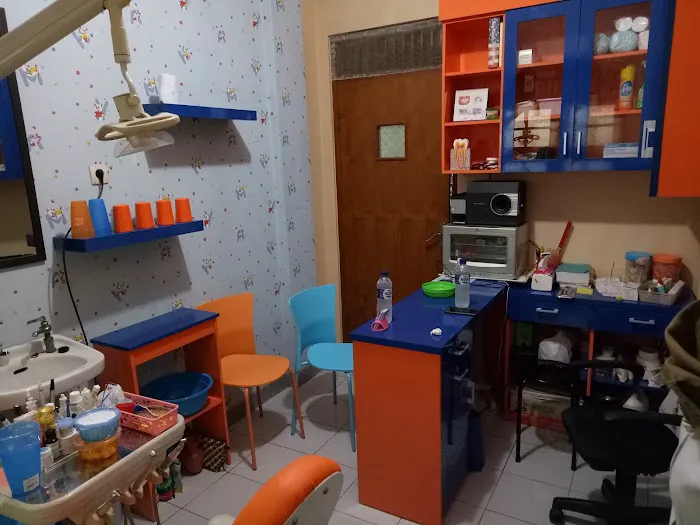 Klinik Gigi Dokter Mila Picture 6