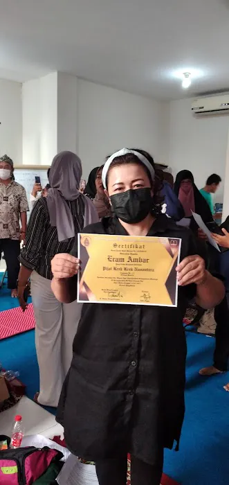 Pijat sehat Dan Bekam Khusus Wanita DAEBAK Picture 10