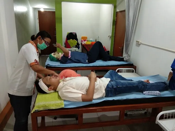 Dr Irawan Picture 3