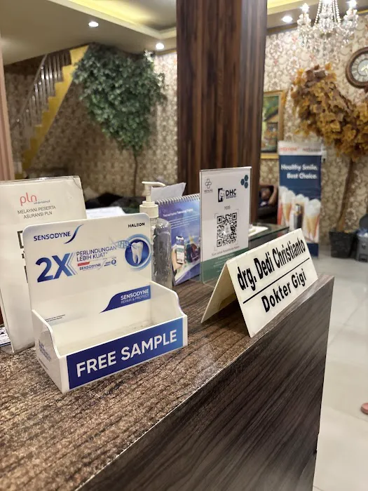 DHC Sekip - Dental Health Care Picture 6