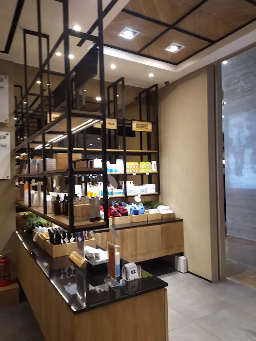 ERHA Ultimate Pakuwon Mall Yogyakarta Picture 2