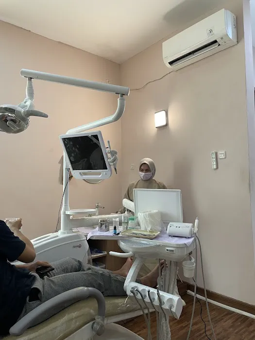 Praktek drg. Sonia | Dokter Gigi Palembang Picture 5