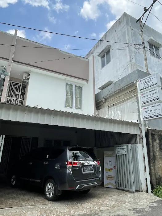 Praktek drg. Sonia | Dokter Gigi Palembang Picture 7