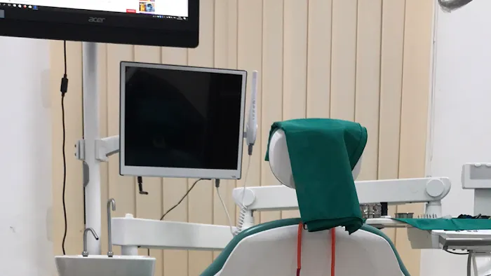 Clover Dental Care Picture 4