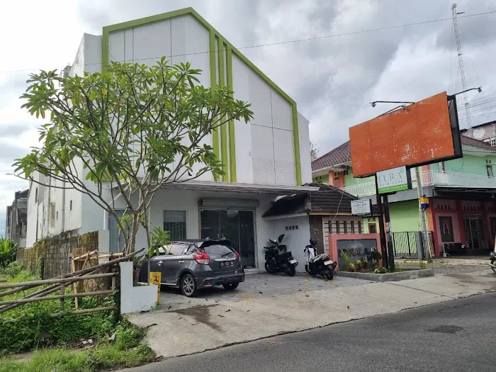 Fulla Skincare Clinic & Praktik Dokter Spesialis Kulit dr Istiana F., Sp.KK (sp.DVE) Picture 2