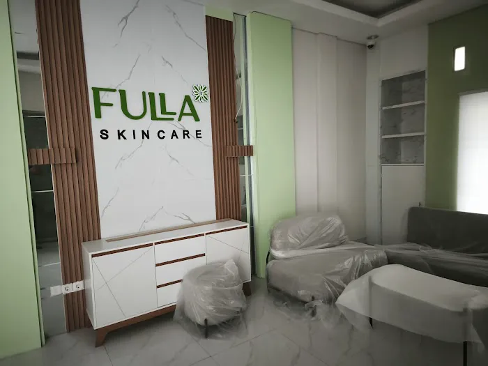 Fulla Skincare Clinic & Praktik Dokter Spesialis Kulit dr Istiana F., Sp.KK (sp.DVE) Picture 7