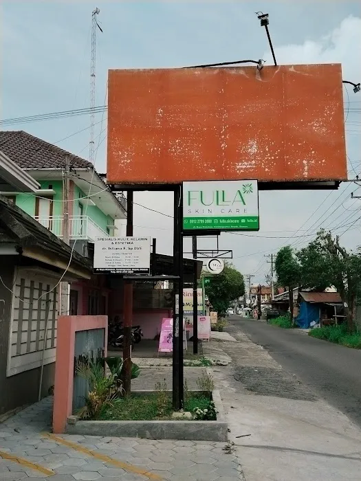 Fulla Skincare Clinic & Praktik Dokter Spesialis Kulit dr Istiana F., Sp.KK (sp.DVE) Picture 8