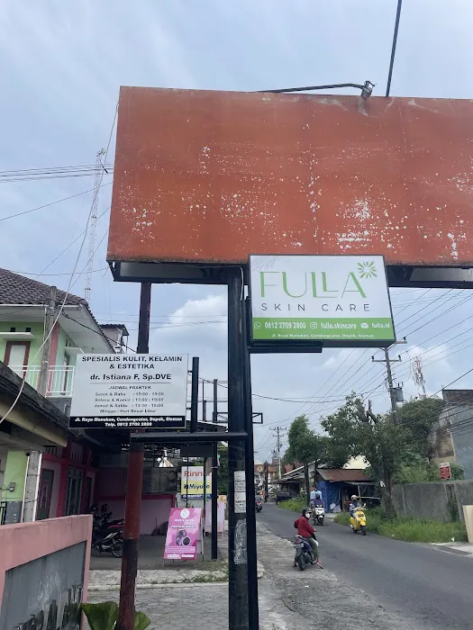 Fulla Skincare Clinic & Praktik Dokter Spesialis Kulit dr Istiana F., Sp.KK (sp.DVE) Picture 9