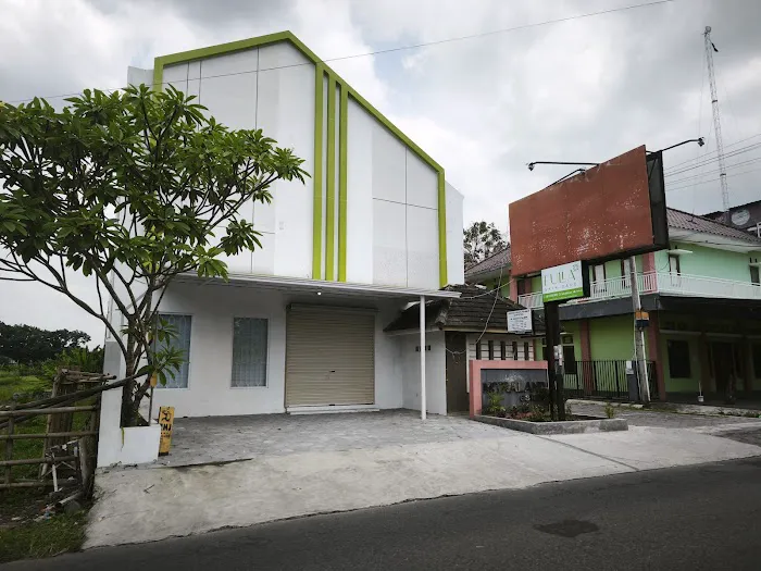 Fulla Skincare Clinic & Praktik Dokter Spesialis Kulit dr Istiana F., Sp.KK (sp.DVE) Picture 10