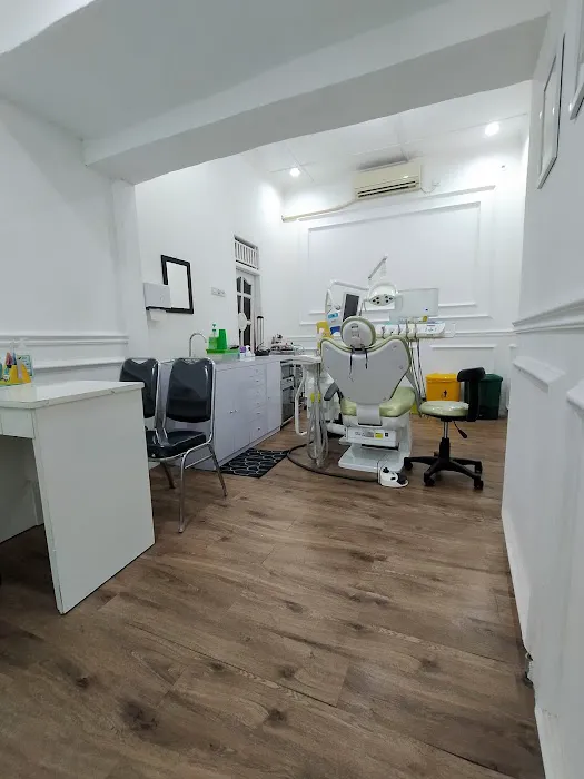 Modera Dental by drg Monica Sari Maulyna Picture 2