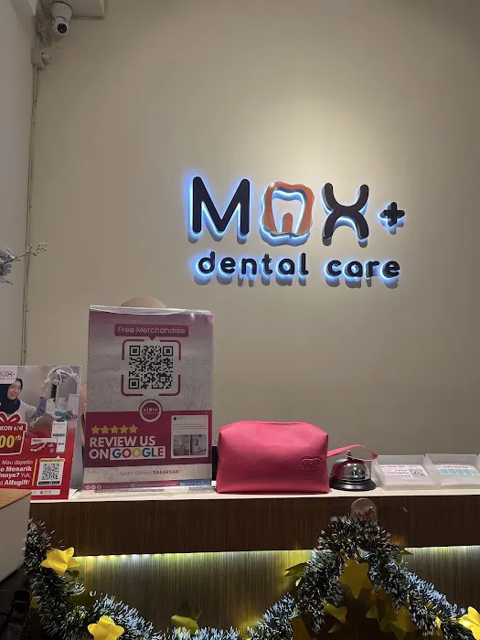 Klinik Gigi Max+ Dental Care Babarsari Picture 2
