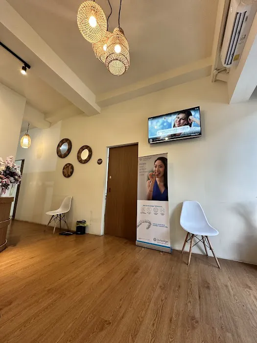Klinik Gigi Max+ Dental Care Babarsari Picture 9