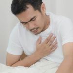 Cara Mengatasi Asam Lambung Naik di Malam Hari