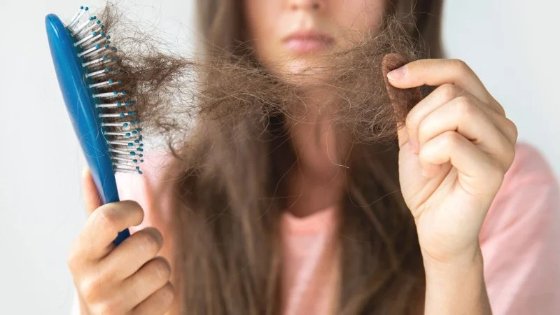 Cara Mengatasi Rambut Rontok Berlebihan dan Menjaga Kesehatan Rambut